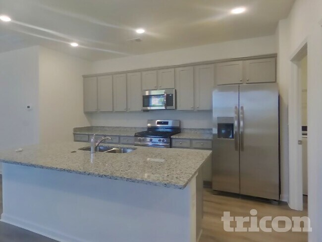 1940 Logan Ln, Conyers, GA 30094 - photo 4