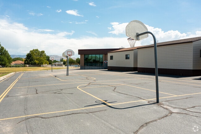 Students can shoot hoops at Monte Vista Elementary School in South Jordan, UT.