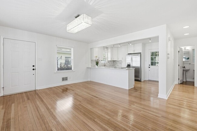 902 New Bern Ave, Raleigh, NC 27601 - photo 7