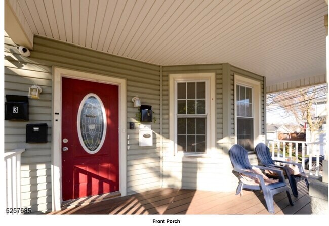 26 Ella St unit 2R, Bloomfield, NJ 07003 - photo 2