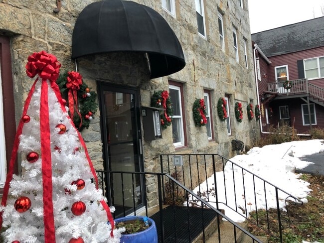 3 Cook St unit 5, Douglas, MA 01516 - photo 5