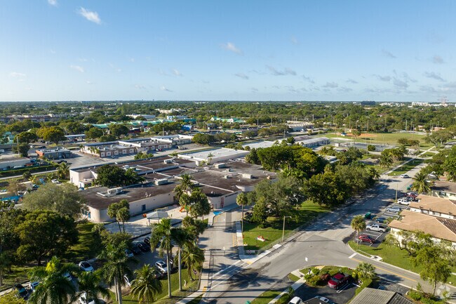 James S. Hunt Elementary School offers great facilities to its students.