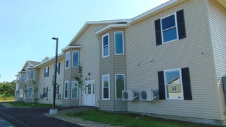 24 Patriots Ln, Sanford, ME 04073