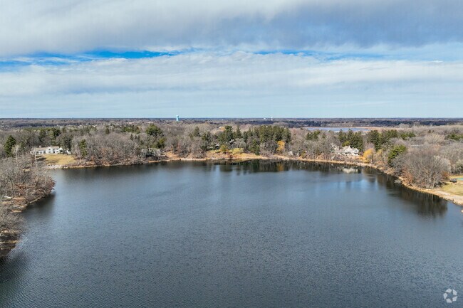 Gem Lake can only access by residents living on or near the lake.