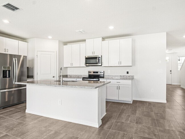 1844 Brekey Way, Zephyrhills, FL 33541 - photo 6