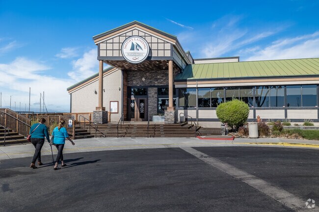 Smith's Landing Seafood Grill provides a great place to celebrate in The City of Antioch.