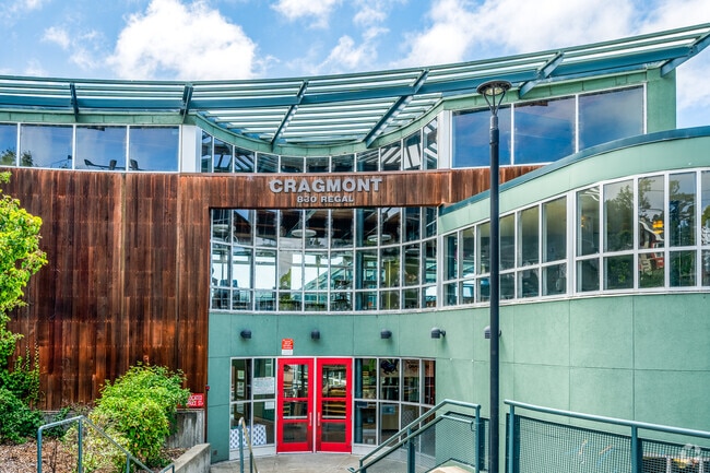 Cragmont Elementary School offers a wide variety of enrichment programs in Berkeley Hills.