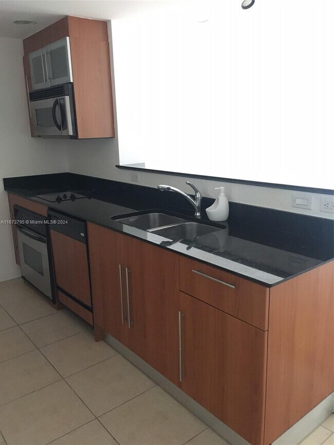 One Miami West Tower unit 2006, Miami, FL 33131 - photo 4