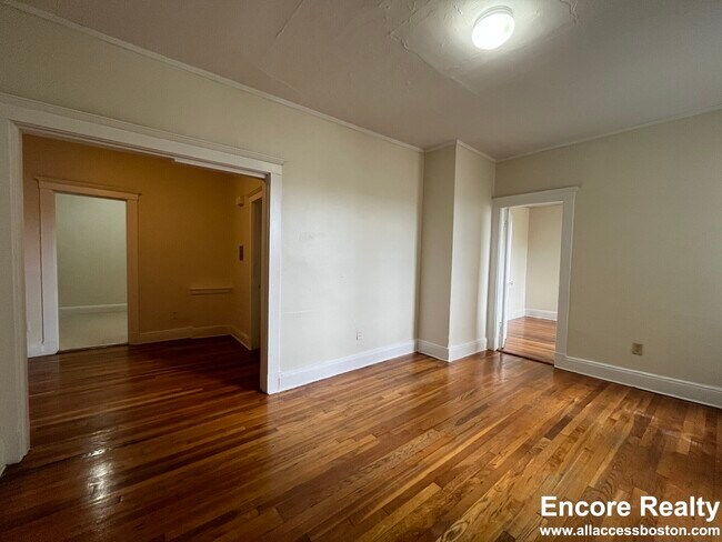 1630 Commonwealth Ave unit 11, Brighton, MA 02135 - photo 4