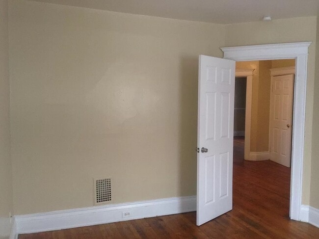 529 Parsells Ave unit 1-Down 1st Floor, Rochester, NY 14609 - photo 4