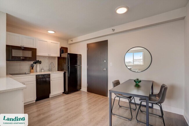 305 Dr M L K Jr St S unit 333, Saint Petersburg, FL 33705 - photo 7