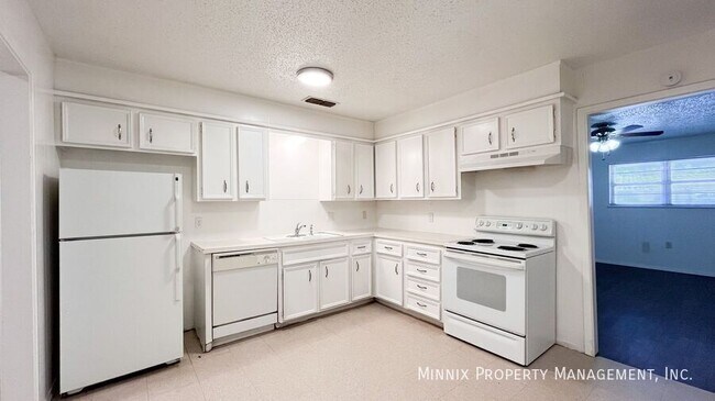 5214 38th St unit B, Lubbock, TX 79414 - photo 5