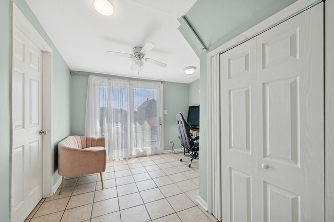 2727 N Artesian Ave unit 2, Chicago, IL 60647 - photo 5