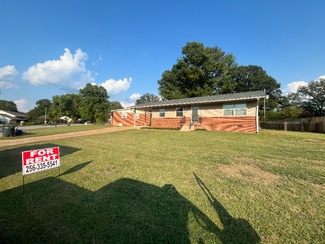 106 Roberts St, Florence, AL 35633