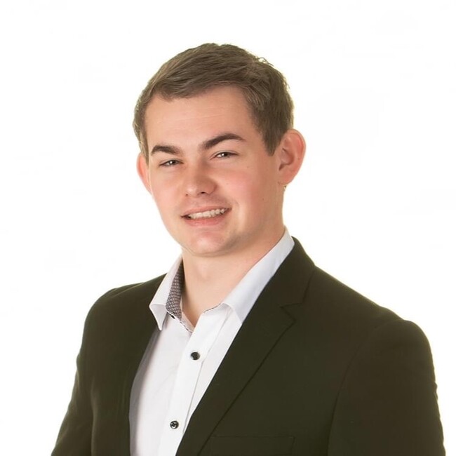 Agent Photo