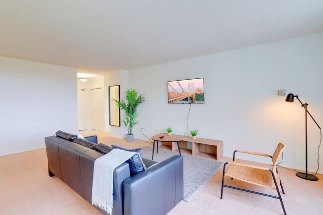 1600 S Eads St unit FL12-ID1022405P, Arlington, VA 22202 - photo 3