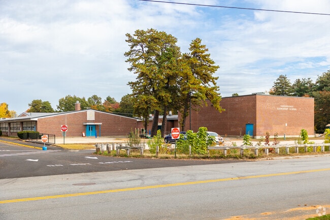 Fairgrounds Elementary School serves children in South End Nashua.