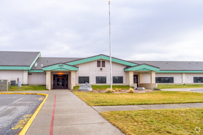 Betty Kiefer Elementary School is located in a residential neighborhood.