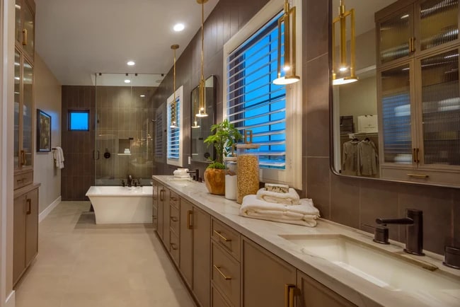 437 Treeline unit 36472462, Irvine, CA 92618 - photo 5