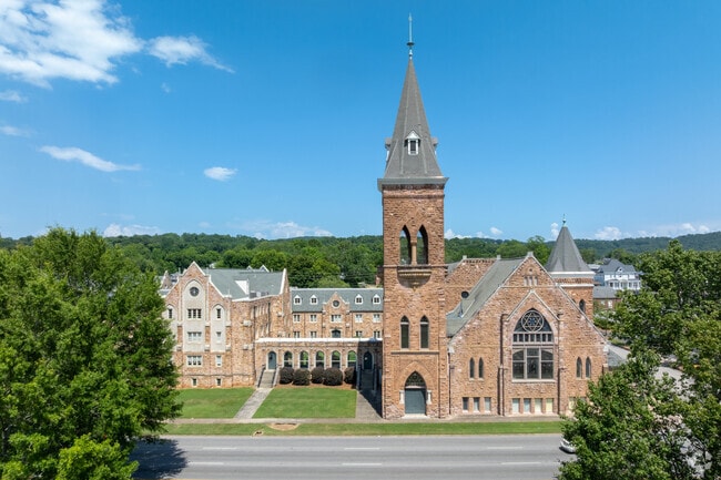 Parker Memorial Baptist Church in Anniston showcases historic stonework and ornate architecture.
