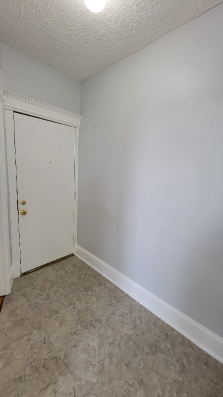 464 Wethersfield Ave unit 3S, Hartford, CT 06114 - photo 7