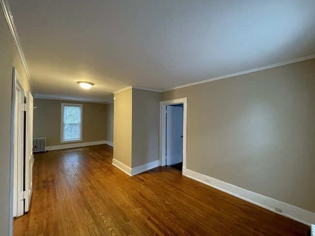 636 W Gray St unit 2B, Elmira, NY 14905 - photo 5