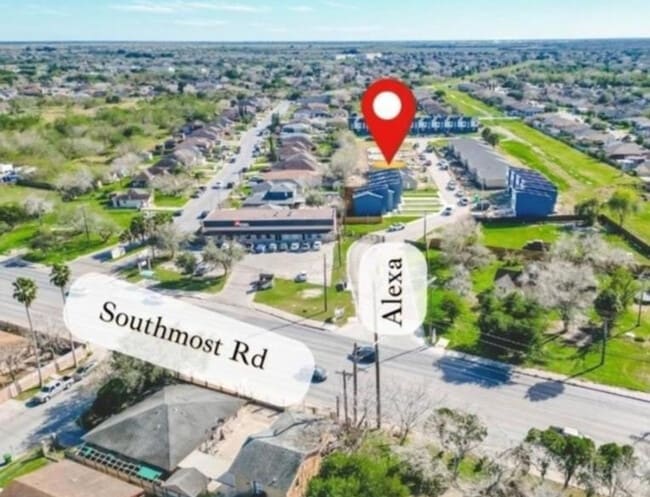 4984 Alexa Rd unit Alexa in Brownsville, Brownsville, TX 78521 - photo 3