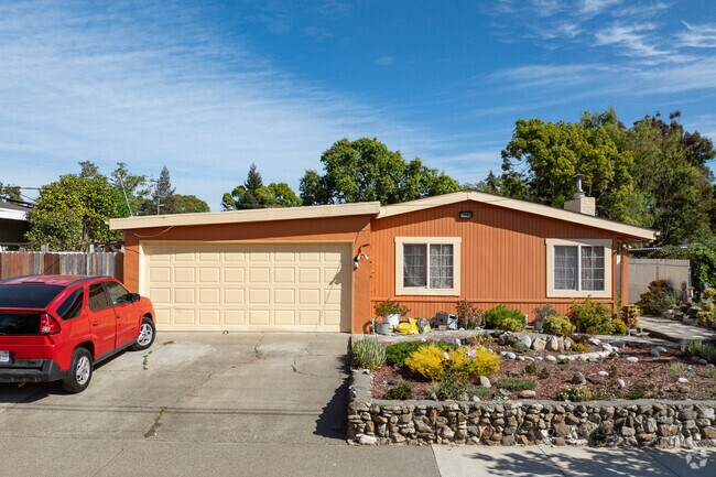 Beard ranch-style homes are usually colorful.