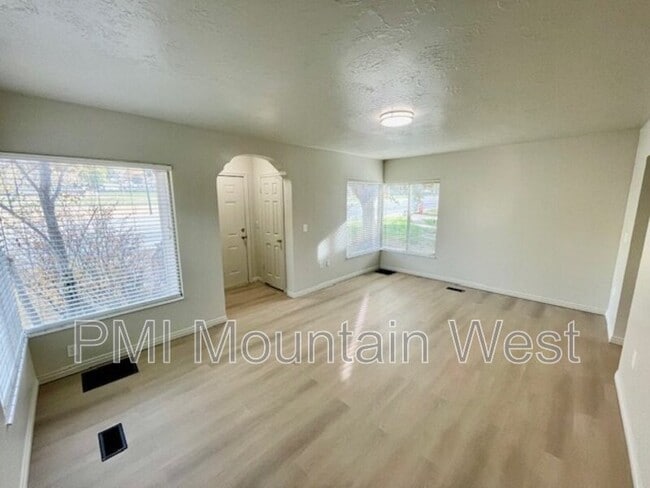 2903 Harrison Blvd, Ogden, UT 84403 - photo 7