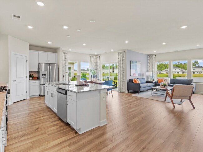 300 Roderick Ln unit 37076443, Greenville, SC 29605 - photo 5