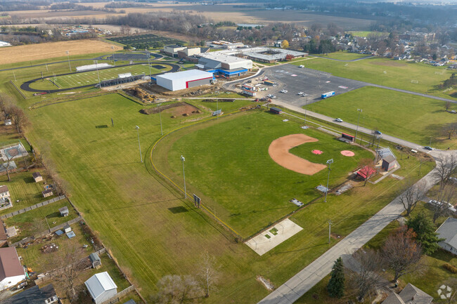 Sheridan High School offers high level education to teenage students in Sheridan.