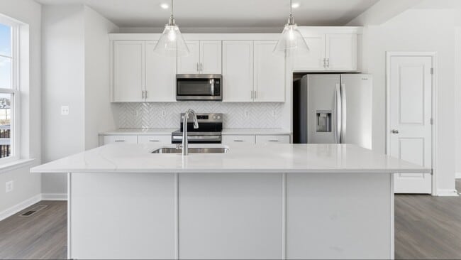 230 Monteith Dr, Winchester, VA 22601 - photo 7