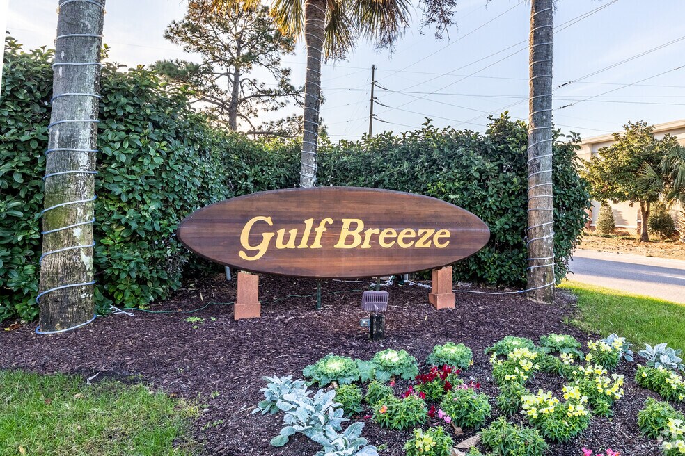 NH_GulfBreeze_520805_P2_v2_GM_040824