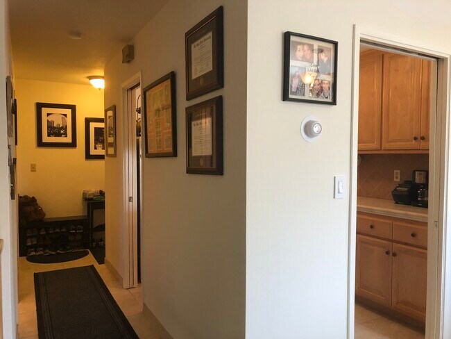 1064 Fremont St, Menlo Park, CA 94025 - photo 5