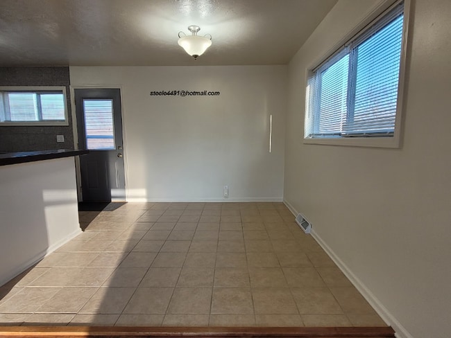 1213 Wilroy Rd, Bellevue, NE 68005 - photo 5