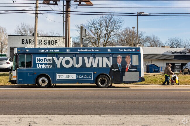 The city utilities transit runs several bus stops around Kickapoo.