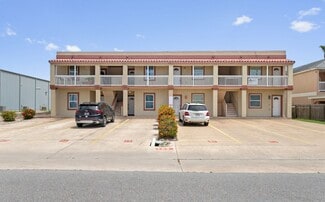 106 E Campeche St, South Padre Island, TX 78597