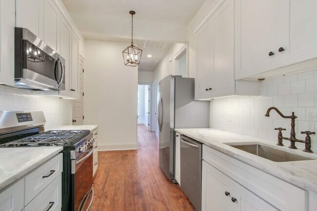 2209 Louisiana Ave unit ID1225790P, New Orleans, LA 70115 - photo 3