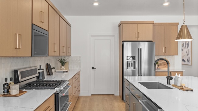 4425 N Braiken Ridge Dr unit 1130, Lehi, UT 84048 - photo 7