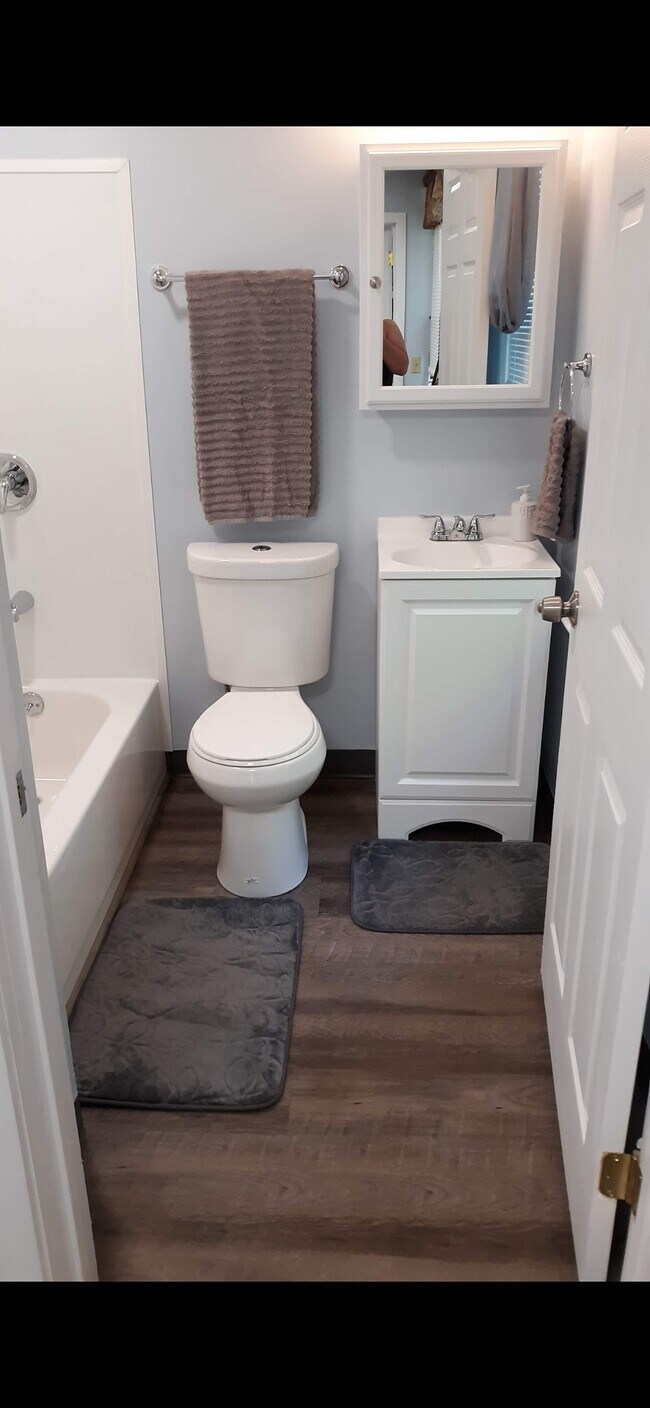 5433 Bennett St unit First Floor, Brewerton, NY 13029 - photo 3