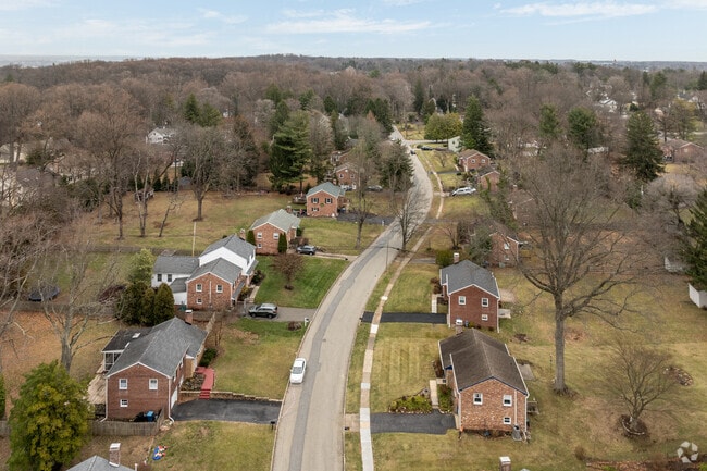 The Devon neighborhood is characterized by large, single homes on multi-acre lots.