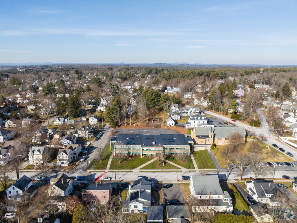 Saint Christopher Academy in Nashua, NH is a Roman Catholic School serving grades K-8.