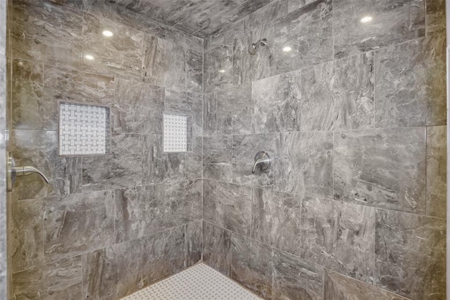 6602 Point Clear Dr, Houston, TX 77069 - photo 7