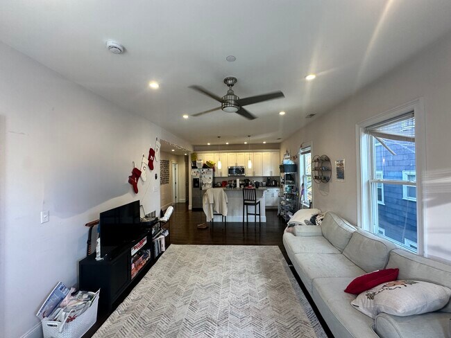 9 Oswald St unit 2, Roxbury Crossing, MA 02120 - photo 4