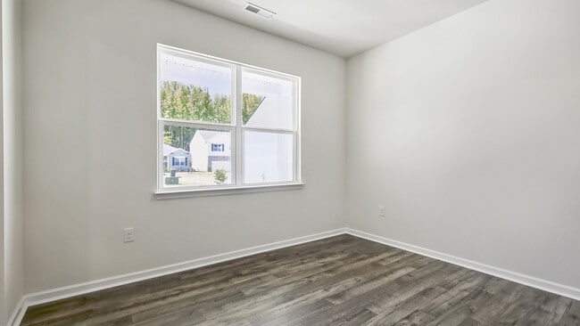 475 Swift Creek Farm Ln, Clayton, NC 27520 - photo 3