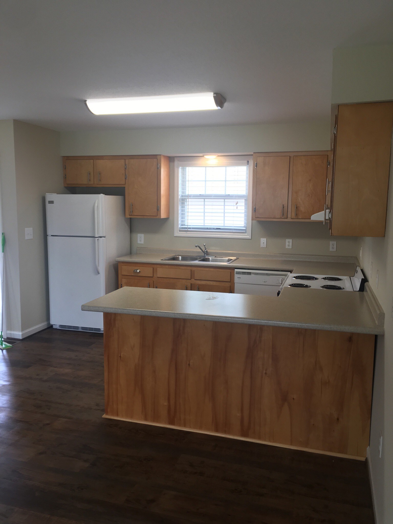 26 Carol Ln unit 3, Crossville, TN 38571 - photo 1