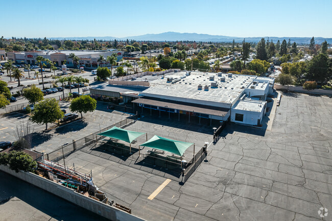 City of Knowledge School serves students in grades PK-12.