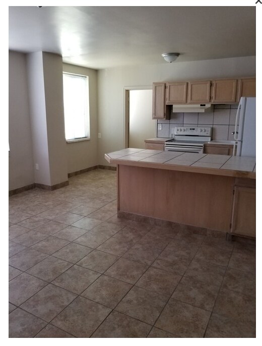 57 W Vine St unit 306, Tooele, UT 84074 - photo 1