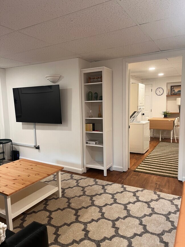 266 Malletts Bay Ave unit Hidden Haven C, Winooski, VT 05404 - photo 6