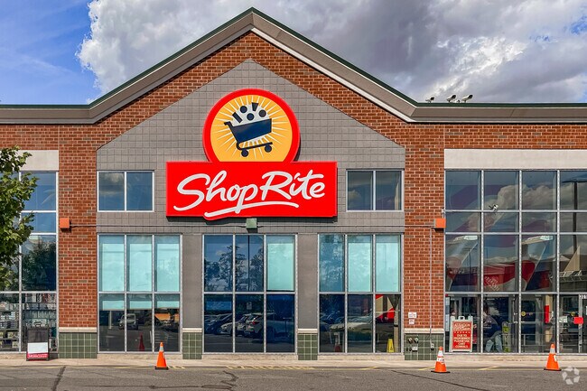 ShopRite of Pleasant Plains is a chain with brand-name and house-labeled groceries.